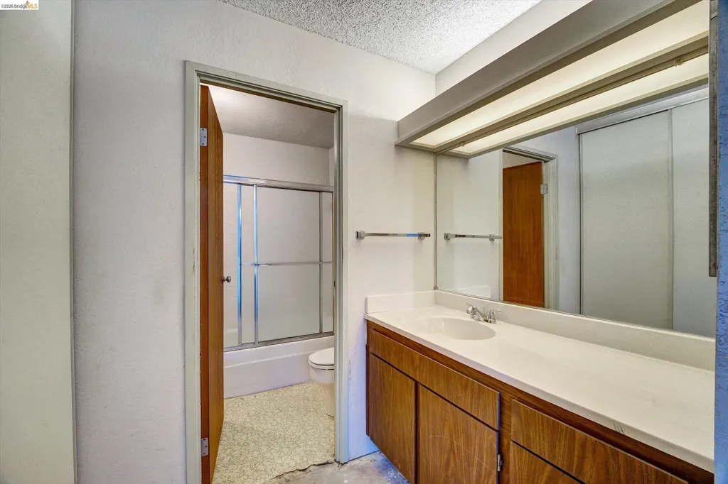 555 Pierce Street Albany CA 94706