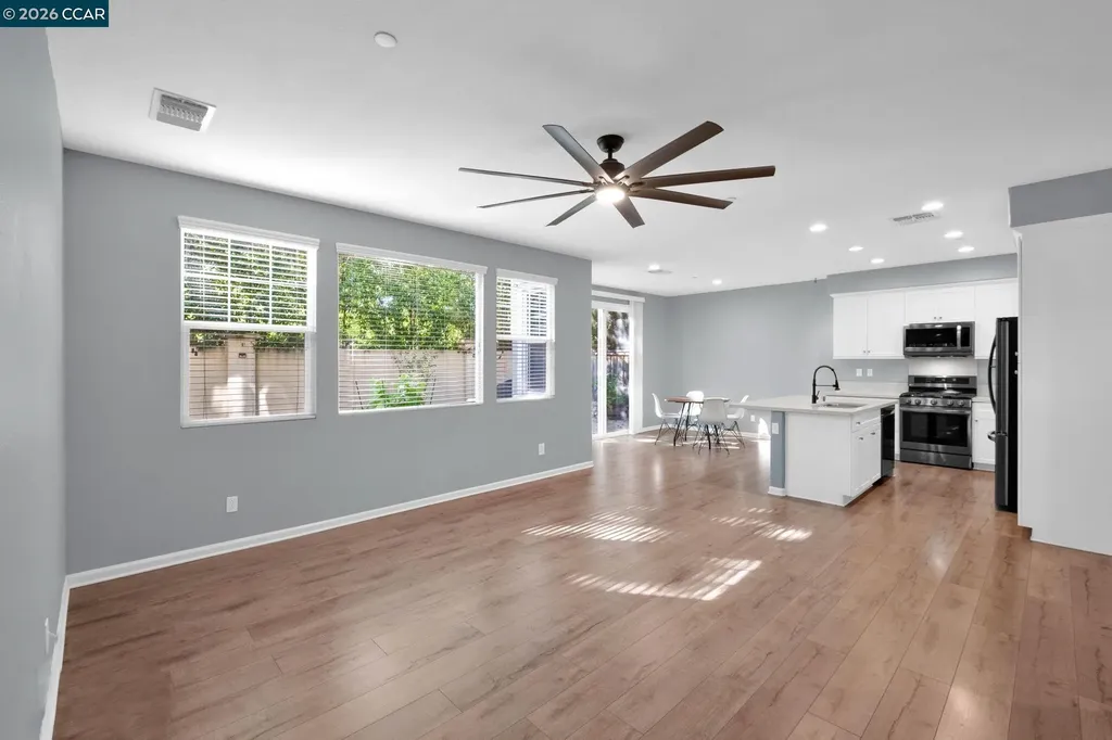 312 Macarthur Way Brentwood CA 94513