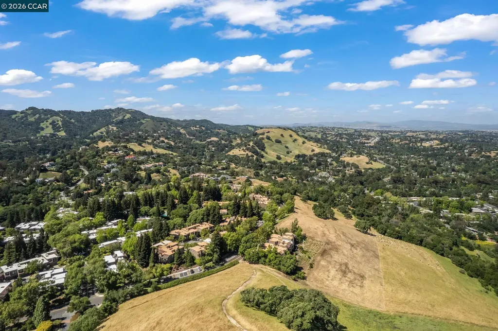 1924 Aspenridge Court Walnut Creek CA 94597