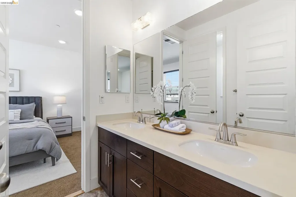 475 Mitchell Avenue Alameda CA 94501