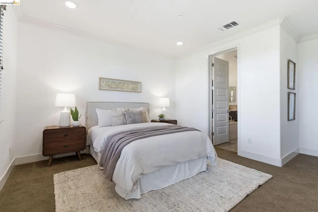 475 Mitchell Avenue Alameda CA 94501