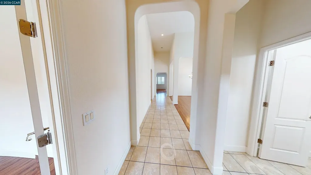 2000 Cinnamon Ridge Oakley CA 94561