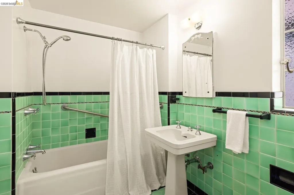 636 Euclid Avenue Berkeley CA 94708