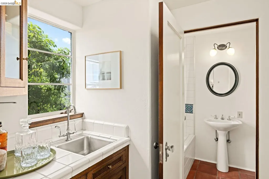 636 Euclid Avenue Berkeley CA 94708