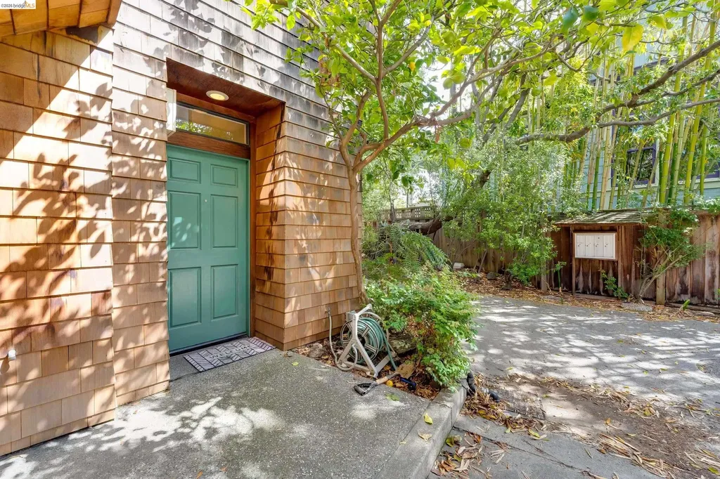 2316 Blake Street Berkeley CA 94704