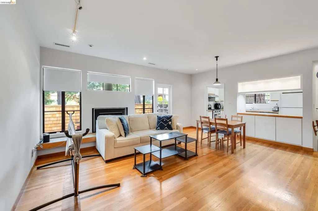 2316 Blake Street Berkeley CA 94704