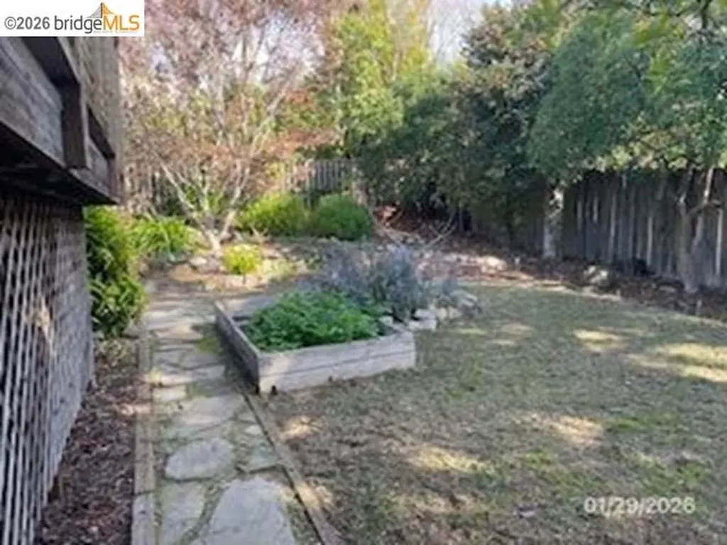 4224 Lincoln Avenue Oakland CA 94602