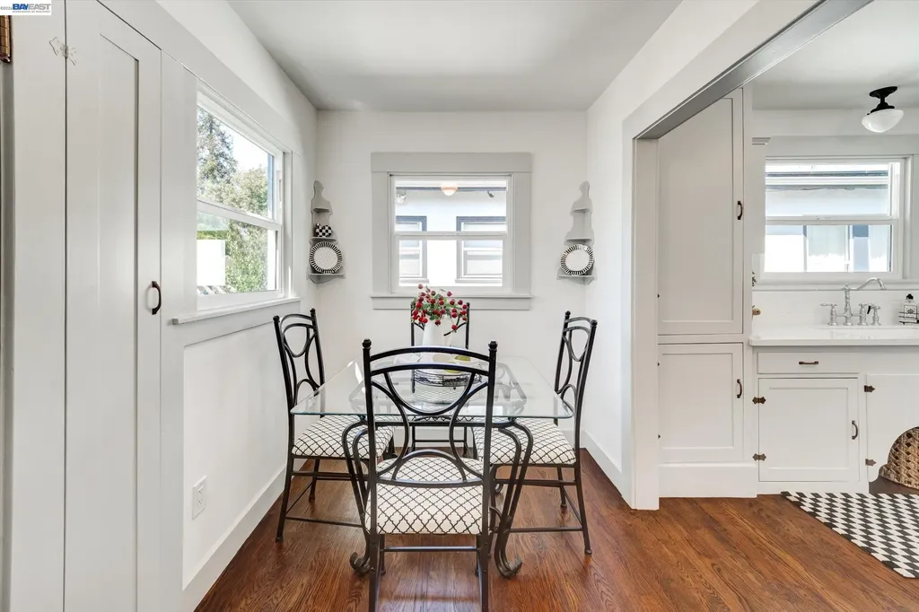 4241 Suter Street Oakland CA 94619