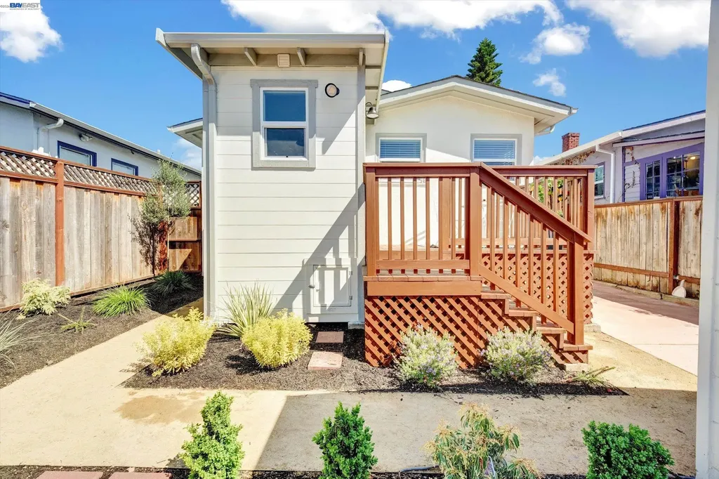 4241 Suter Street Oakland CA 94619