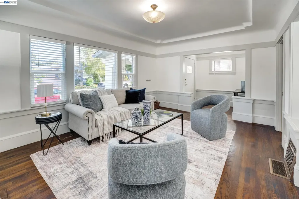 4241 Suter Street Oakland CA 94619