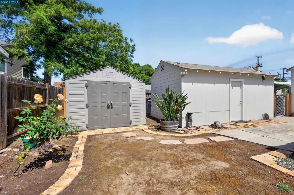 2406 D Street Antioch CA 94509