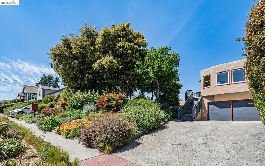 5705 Panama Avenue Richmond CA 94804