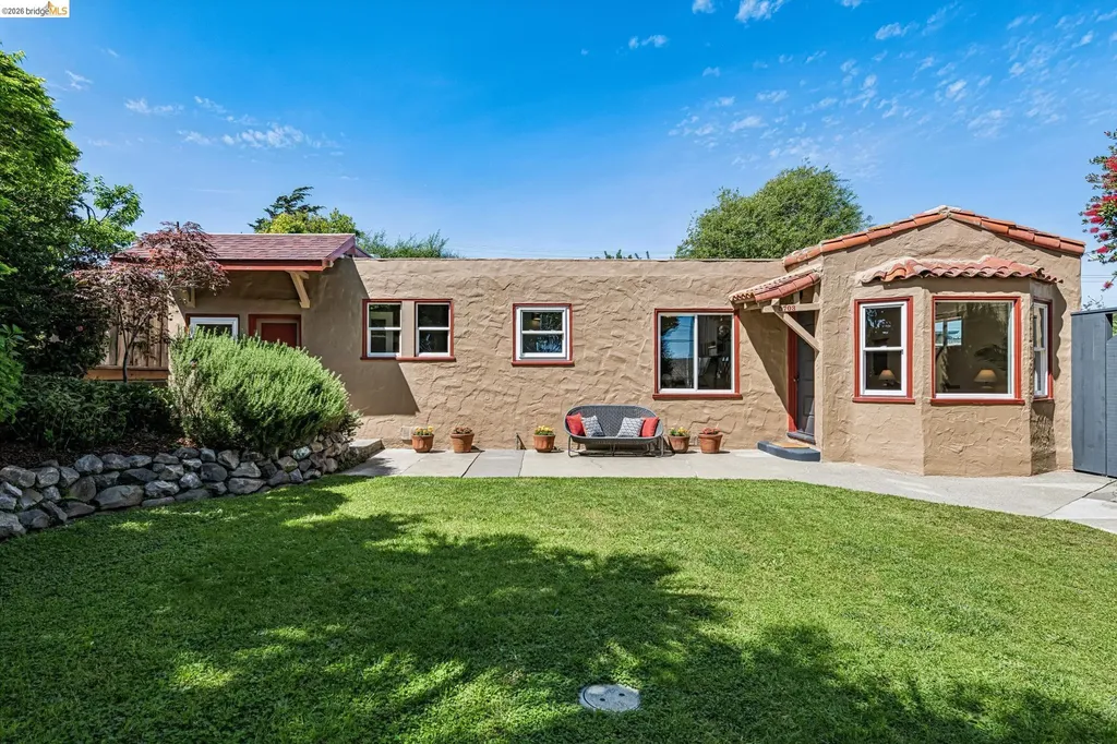 5705 Panama Avenue Richmond CA 94804