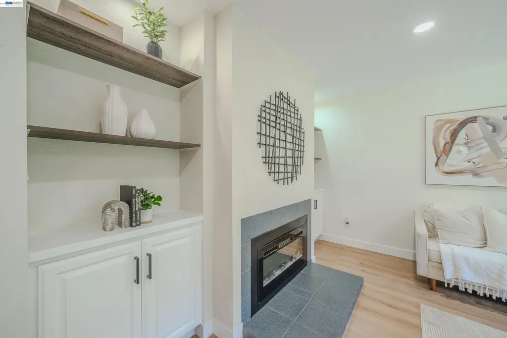 6151 Joaquin Murieta Avenue Newark CA 94560