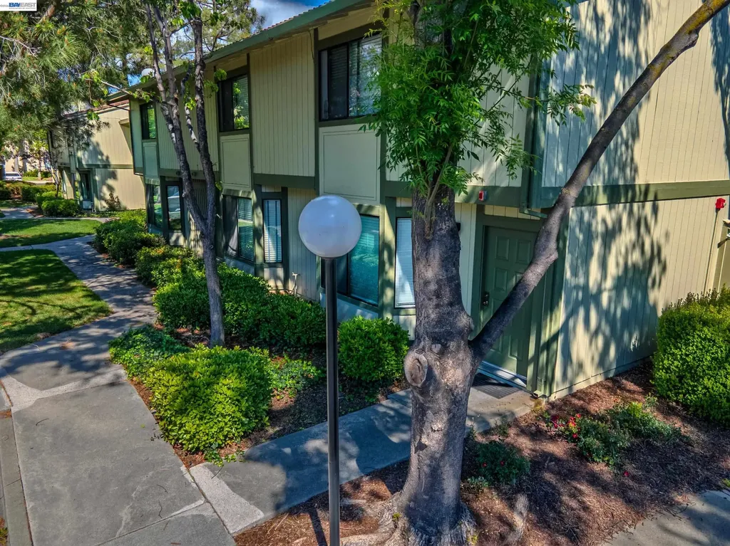 6151 Joaquin Murieta Avenue Newark CA 94560