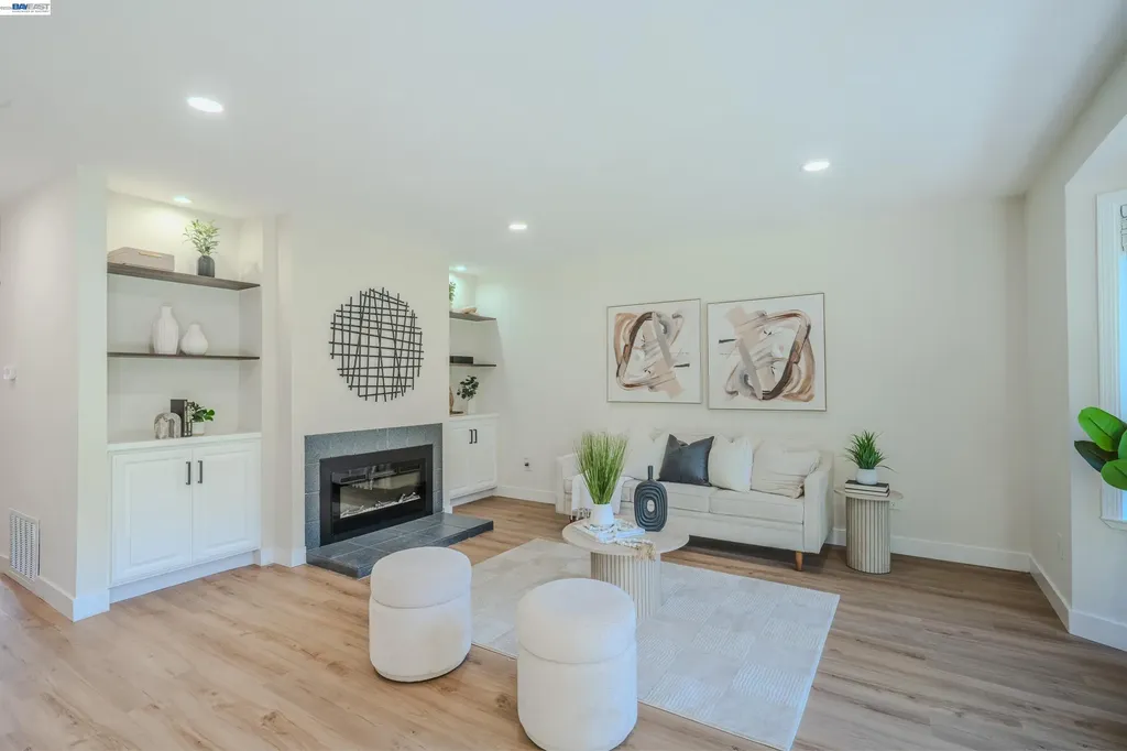 6151 Joaquin Murieta Avenue Newark CA 94560