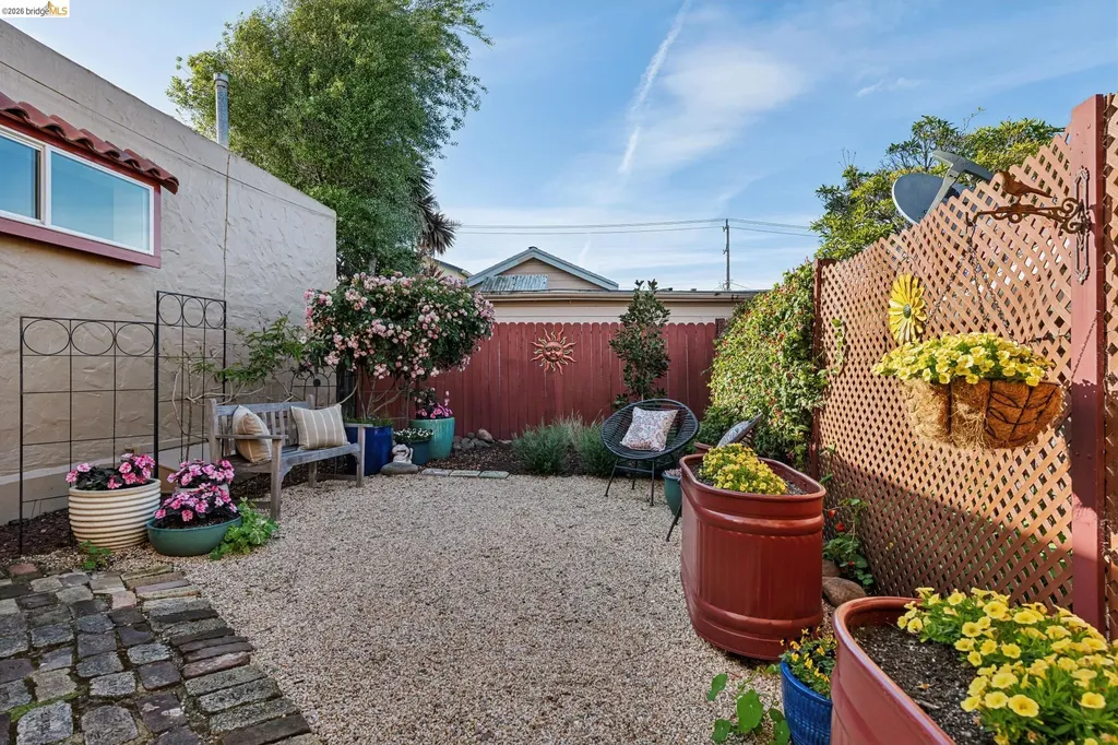 5705 Panama Avenue Richmond CA 94804