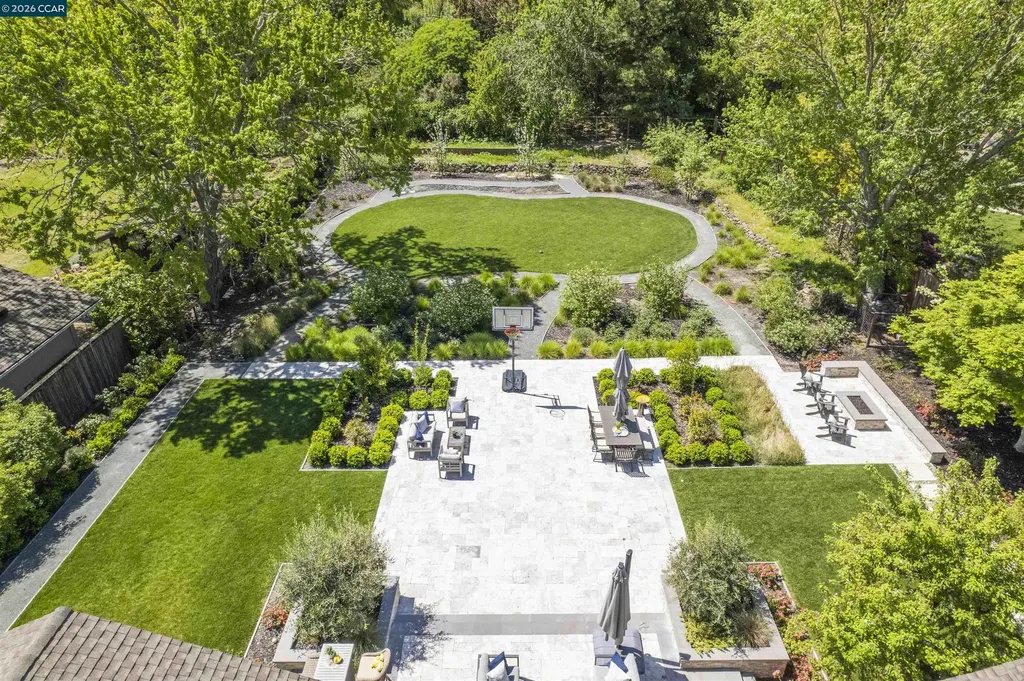 246 Overhill Road Orinda CA 94563