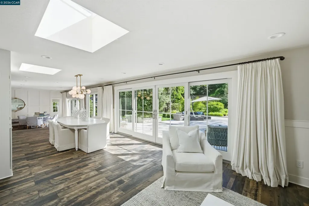 246 Overhill Road Orinda CA 94563