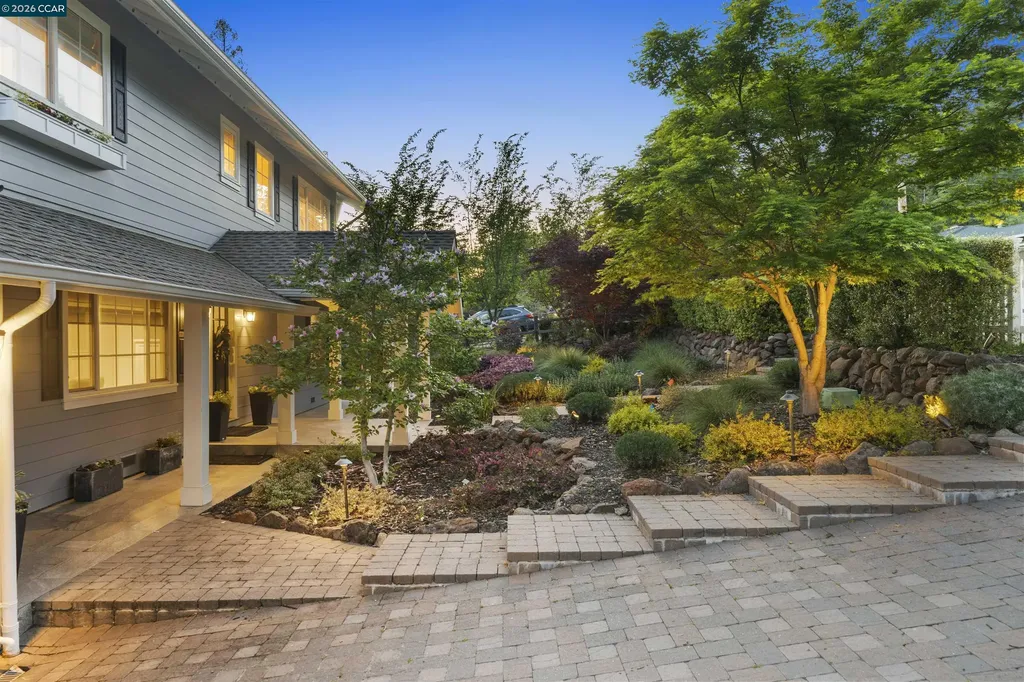 246 Overhill Road Orinda CA 94563