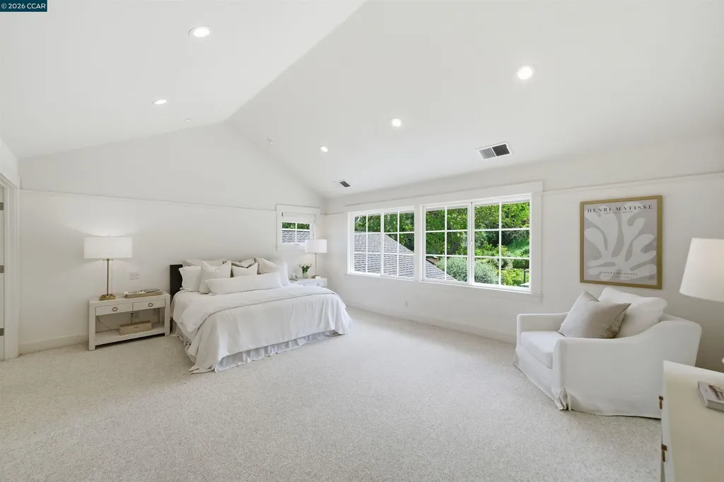 246 Overhill Road Orinda CA 94563