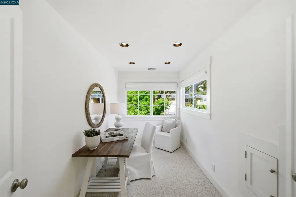 246 Overhill Road Orinda CA 94563