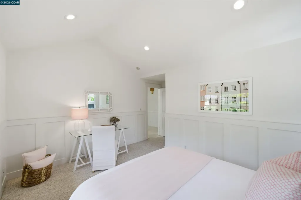 246 Overhill Road Orinda CA 94563