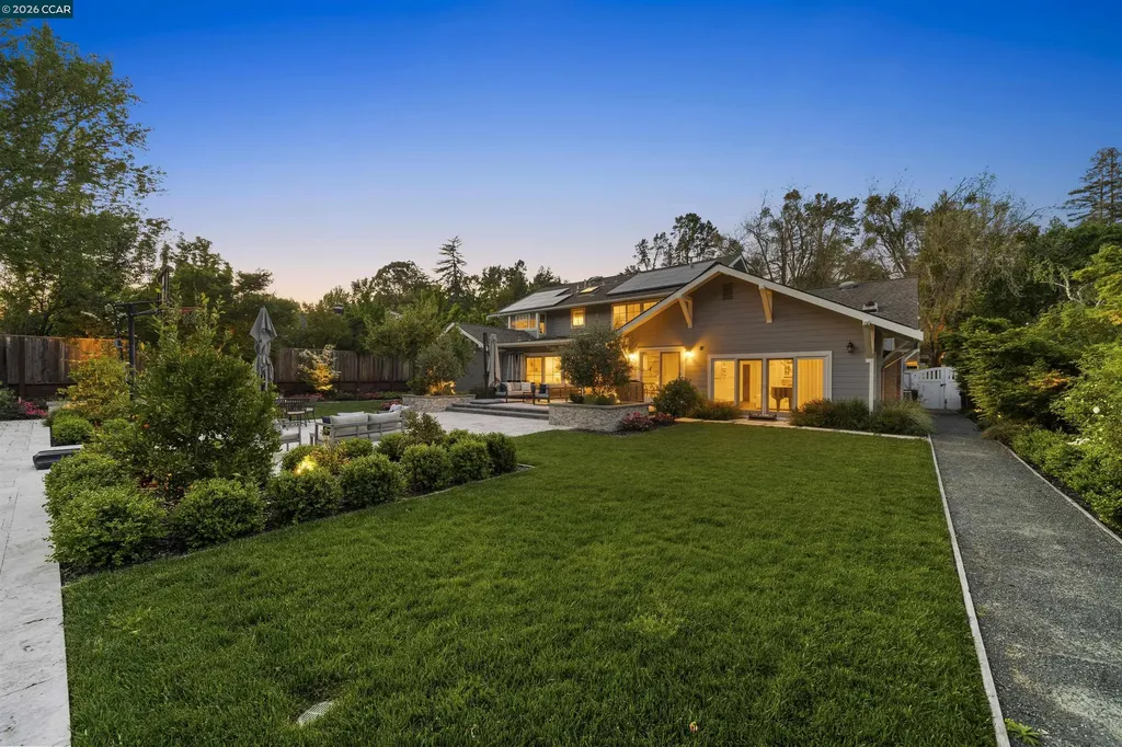 246 Overhill Road Orinda CA 94563