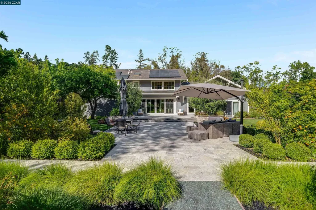 246 Overhill Road Orinda CA 94563