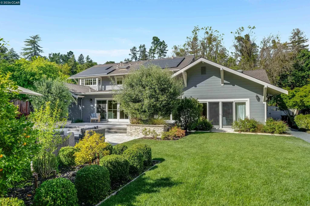 246 Overhill Road Orinda CA 94563