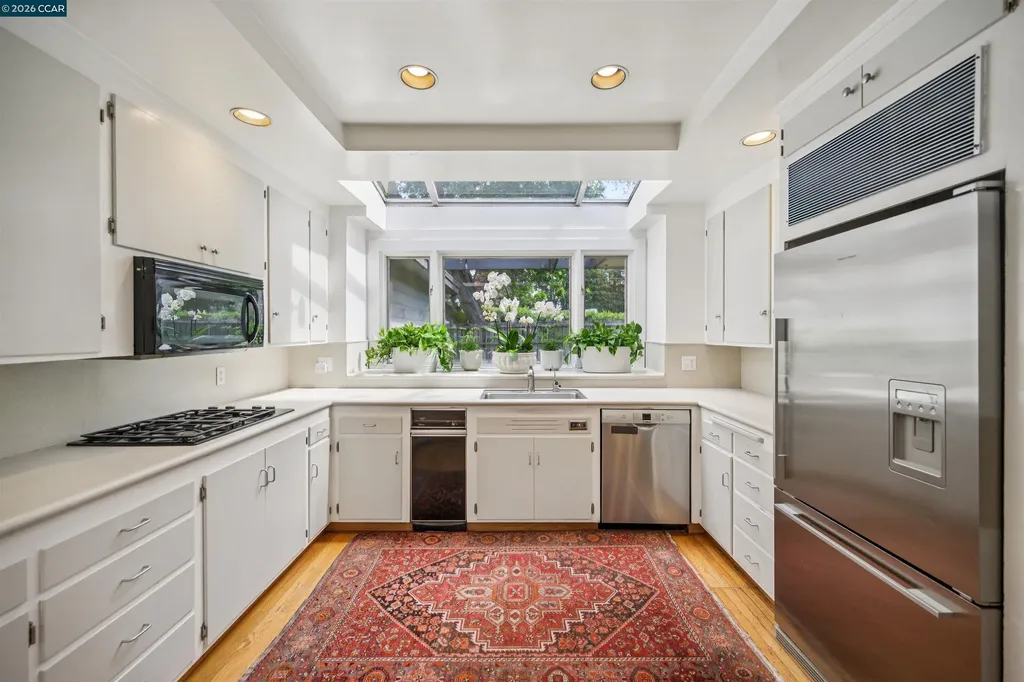 3814 Happy Valley Road Lafayette CA 94549