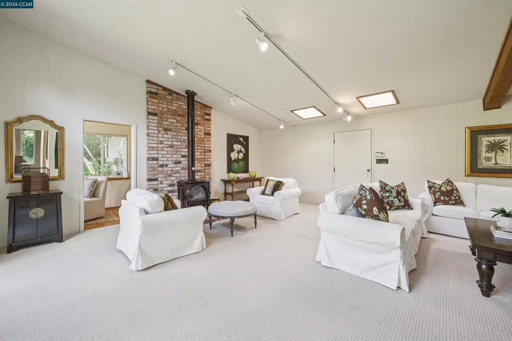 3814 Happy Valley Road Lafayette CA 94549