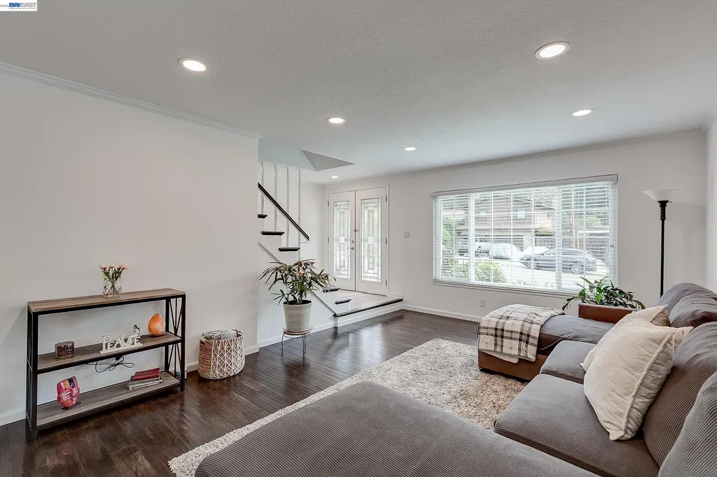 5800 Cold Water Drive Castro Valley CA 94552