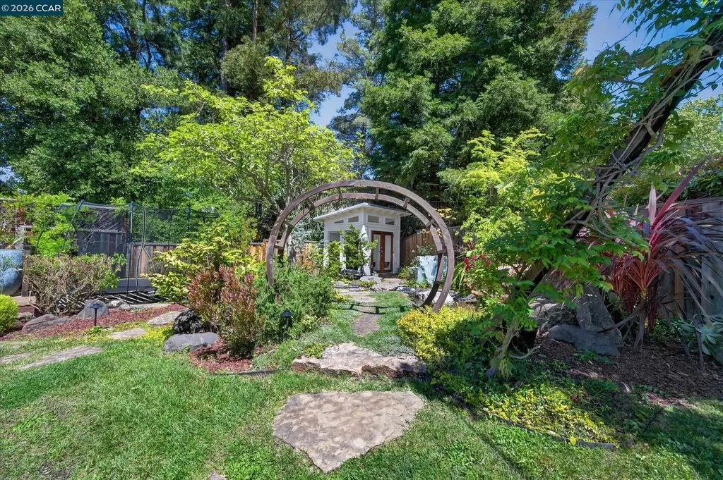 228 Royal Saint Court Danville CA 94526