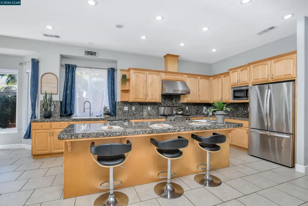 204 Chaps Court Oakley CA 94561