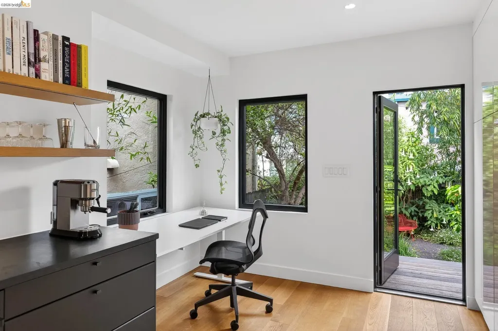 2155 Emerson Street Berkeley CA 94705