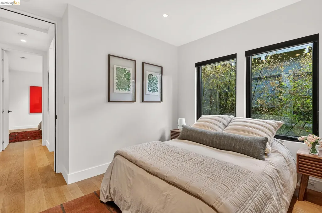2155 Emerson Street Berkeley CA 94705