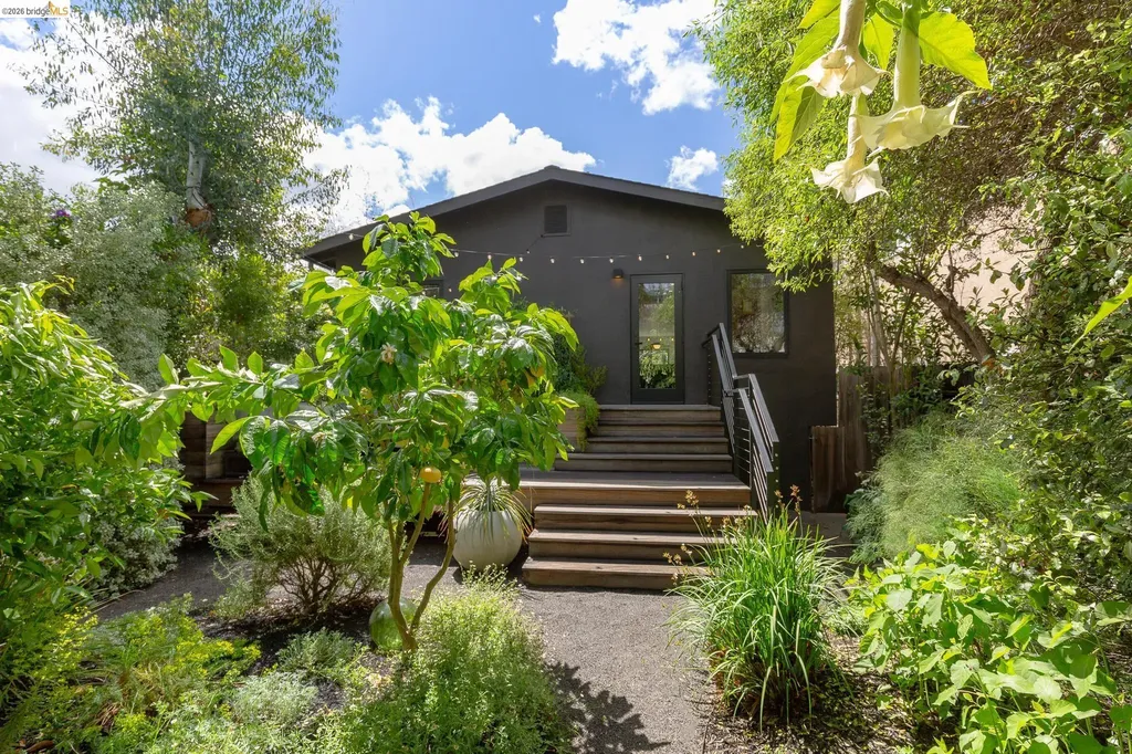 2155 Emerson Street Berkeley CA 94705