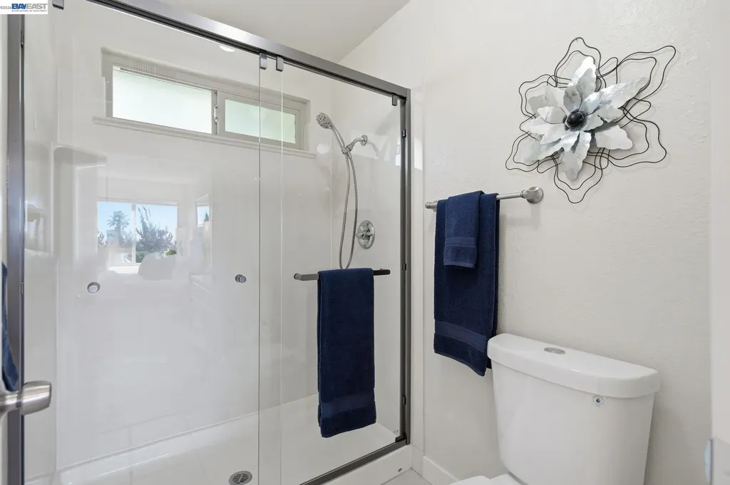 27966 El Portal Drive Hayward CA 94542