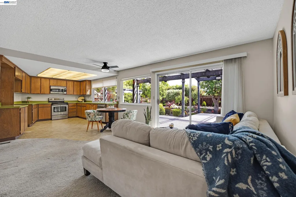 1926 Neptune Road Livermore CA 94550