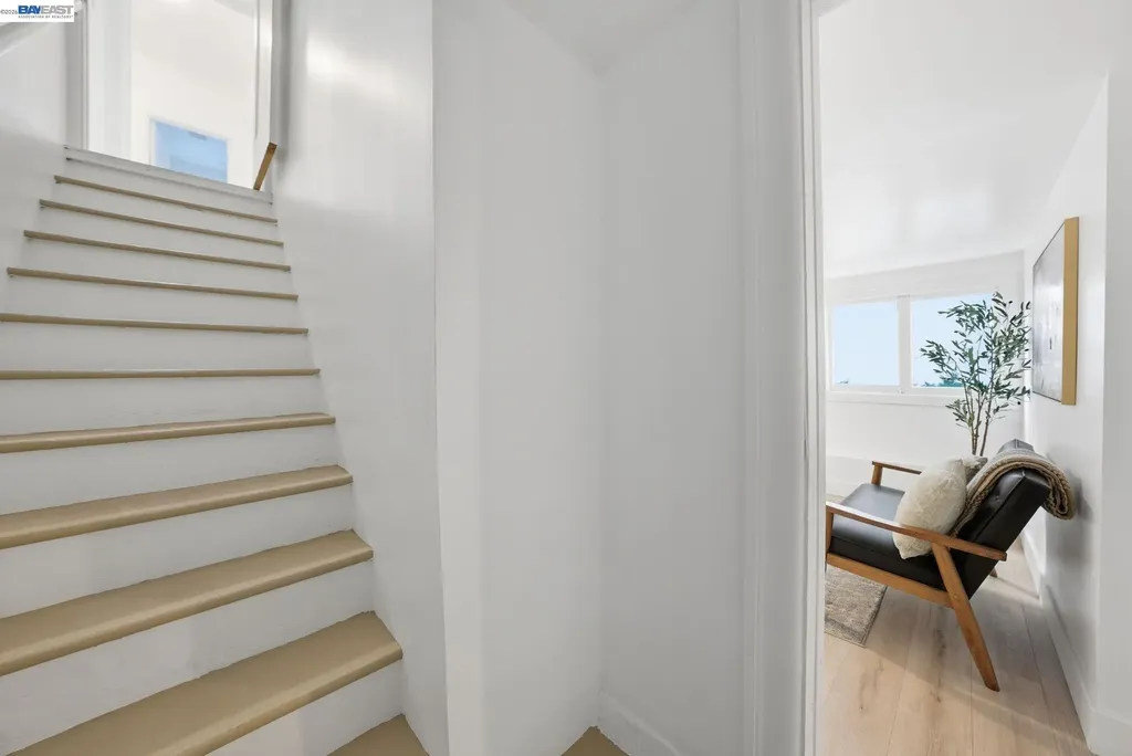661 Brookwood Place Oakland CA 94610