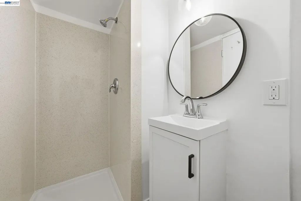 661 Brookwood Place Oakland CA 94610