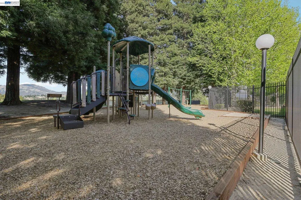 1824 Mockingbird Place Danville CA 94526