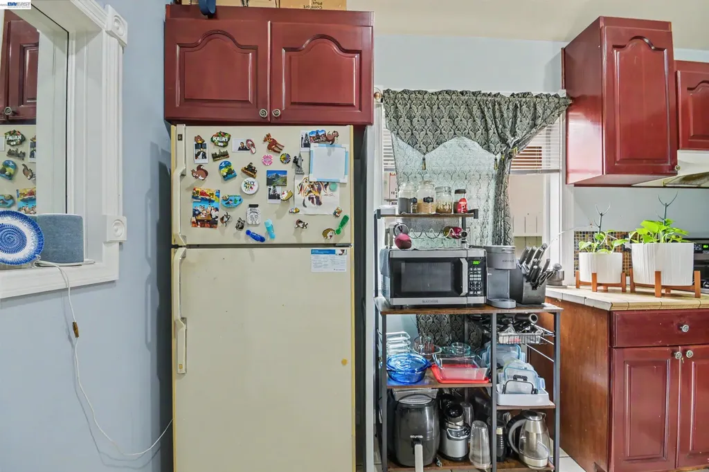 1536 Garvin Avenue Richmond CA 94801