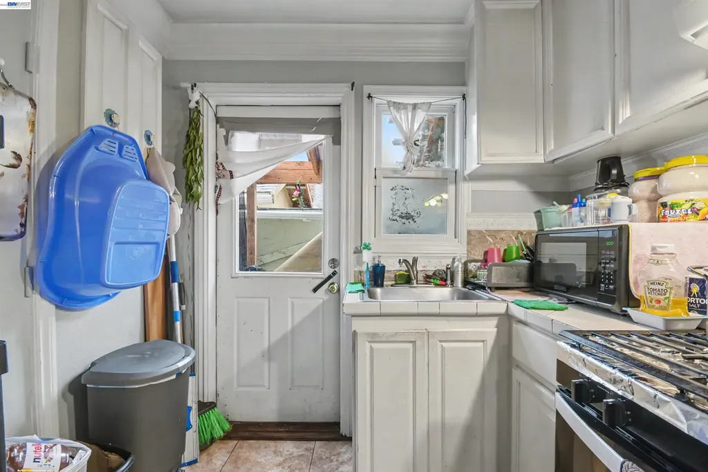 1536 Garvin Avenue Richmond CA 94801