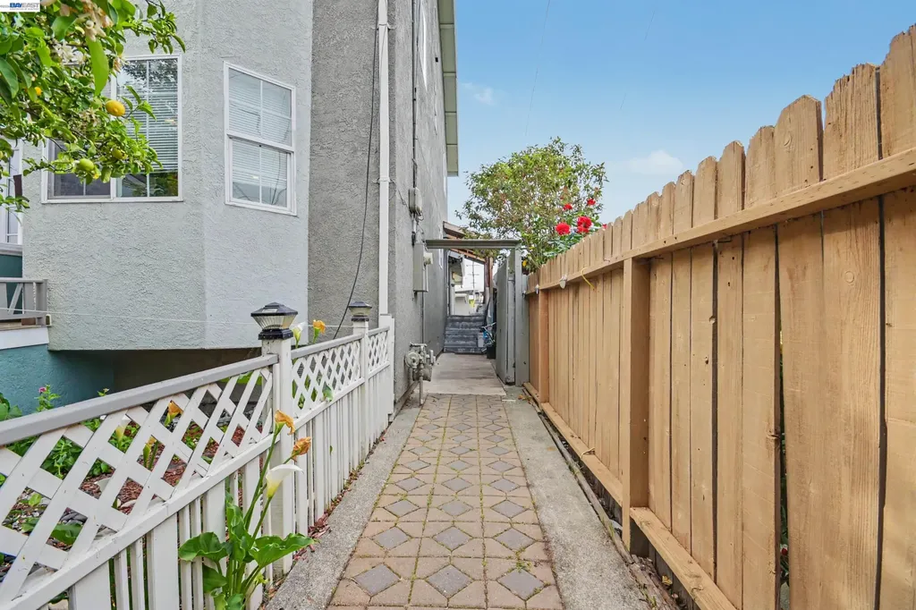 1536 Garvin Avenue Richmond CA 94801