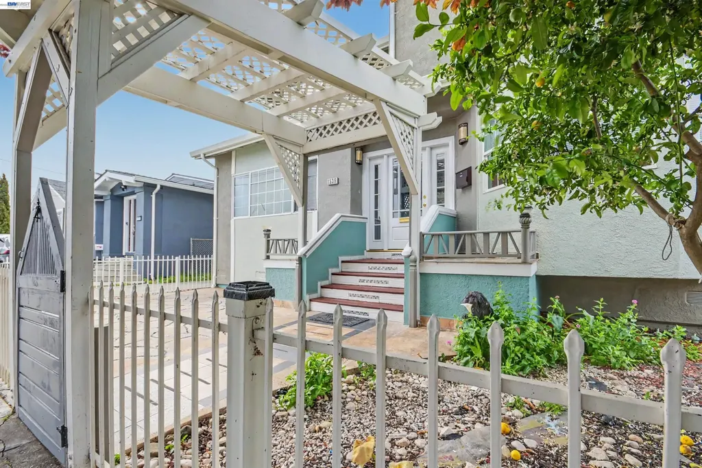 1536 Garvin Avenue Richmond CA 94801