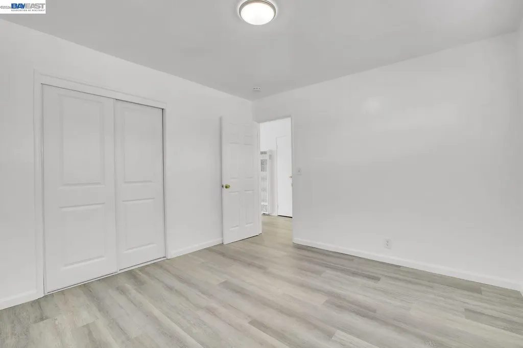 8811 A Street Oakland CA 94621