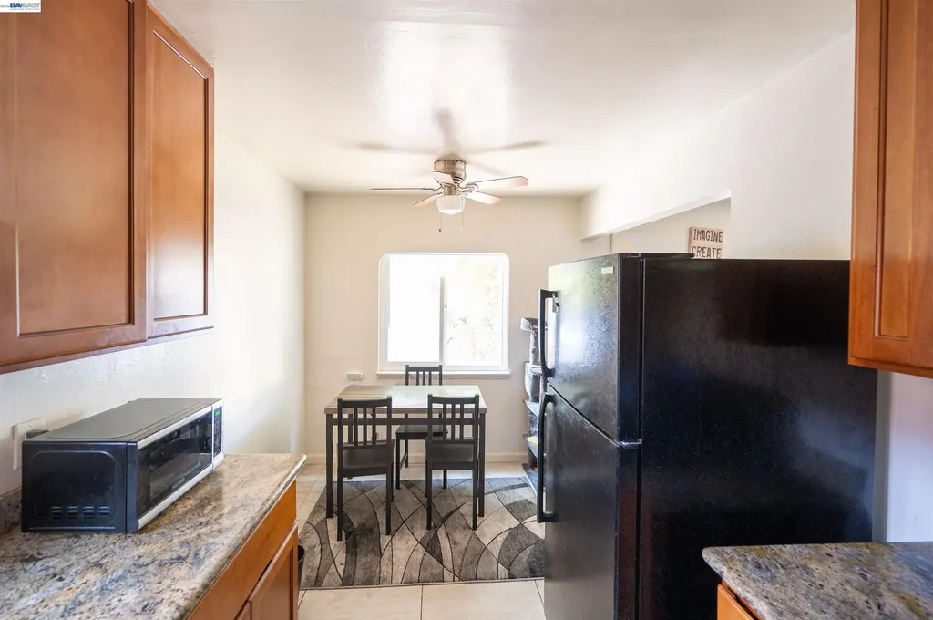 7401 -7411 Hillside Street Oakland CA 94605