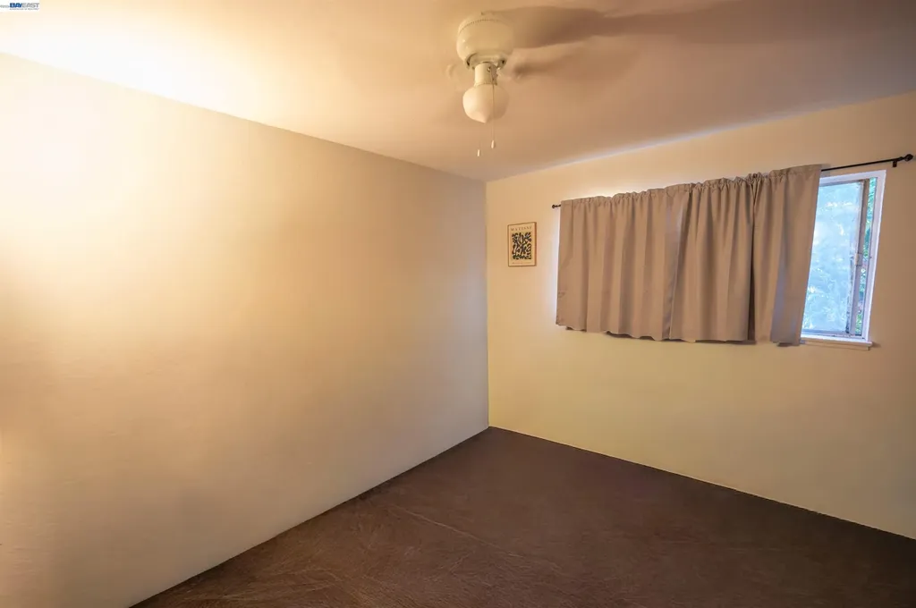 7401 -7411 Hillside Street Oakland CA 94605